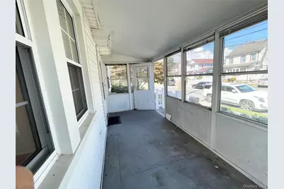 369 Hewlett Parkway, Hewlett, NY 11557 - Photo 20