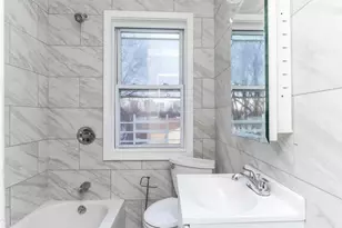 136 Fairview Blvd, Hempstead, NY 11550 - Photo 6