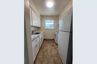 33 Oak Street #41-12, Walden, NY 12586 - Photo 2