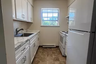 33 Oak St, Walden, NY 12586 - Photo 2