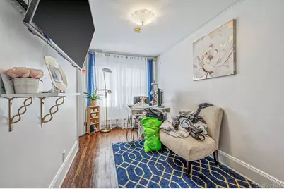 557 Newbridge Road, East Meadow, NY 11554 - Photo 18