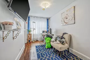 557 Newbridge Rd, East Meadow, NY 11554 - Photo 18