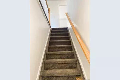 473 Franklin Boulevard #Upper, Long Beach, NY 11561 - Photo 2