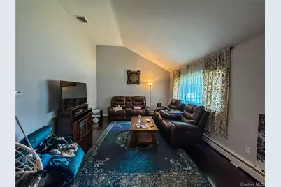 63 Waterbury Parkway, Cortlandt Manor, NY 10567 - Photo 2