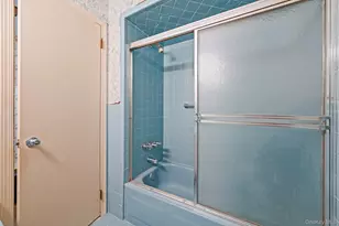 11 Easterly Rd, Hampton Bays, NY 11946 - Photo 16