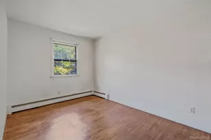 11 Easterly Rd, Hampton Bays, NY 11946 - Photo 14