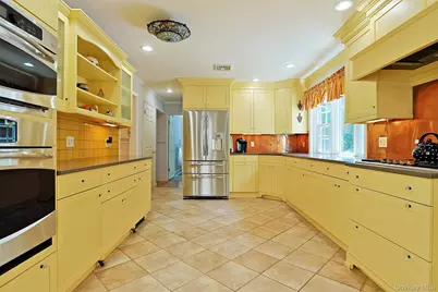 82 Thornhill Drive, Pleasant Valley, NY 12569 - Photo 20