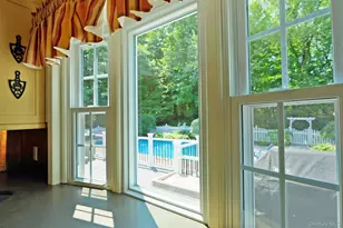 82 Thorn Hill Dr, Pleasant Valley, NY 12569 - Photo 22