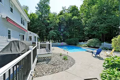 82 Thornhill Drive, Pleasant Valley, NY 12569 - Photo 8