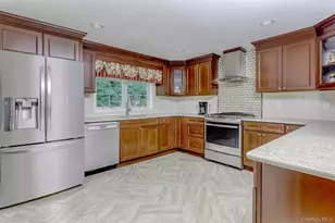 320 Blauvelt Rd, Pearl River, NY 10965 - Photo 8