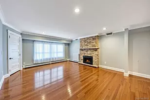 534 S Greene Ave, Lindenhurst, NY 11757 - Photo 8