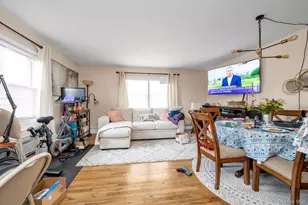 61-26 164th St, Fresh Meadows, NY 11365 - Photo 4