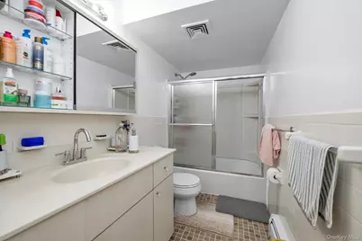 6126 164 St, Fresh Meadows, NY 11365 - Photo 18