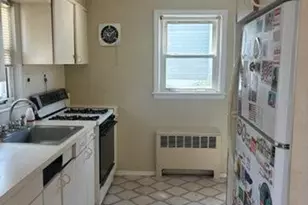 134 Veronica Ln, North Babylon, NY 11703 - Photo 8