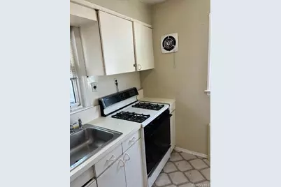 134 Veronica Lane, North Babylon, NY 11703 - Photo 6