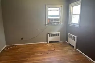 134 Veronica Ln, North Babylon, NY 11703 - Photo 18