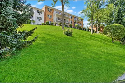 1840 Crompond Road #5C8, Peekskill, NY 10566 - Photo 30