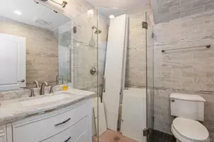 833 Glen Dr, Woodmere, NY 11598 - Photo 12