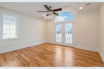 833 Glen Drive, Woodmere, NY 11598 - Photo 22