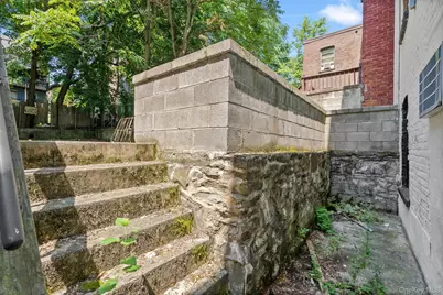 160 Lander Street, Newburgh, NY 12550 - Photo 26