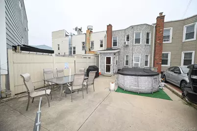 6060 Flushing Avenue, Maspeth, NY 11378 - Photo 16