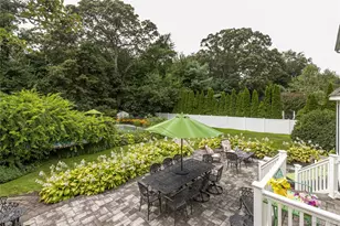 6 Rolling Wood Ct, Hauppauge, NY 11788 - Photo 14