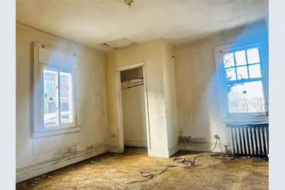 2931 Yates Avenue, Bronx, NY 10469 - Photo 4