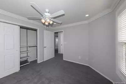 6 Overlook Drive #6, Farmingville, NY 11738 - Photo 8