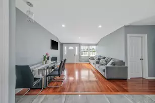 1010 Motor Pkwy, Central Islip, NY 11722 - Photo 10