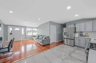 1010 Motor Pkwy, Central Islip, NY 11722 - Photo 12