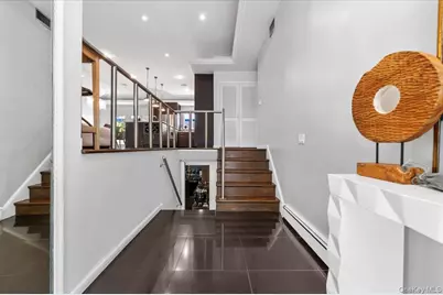 844 Flanders Drive, Valley Stream, NY 11581 - Photo 2