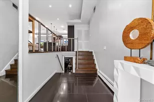 844 Flanders Dr, Valley Stream, NY 11581 - Photo 2