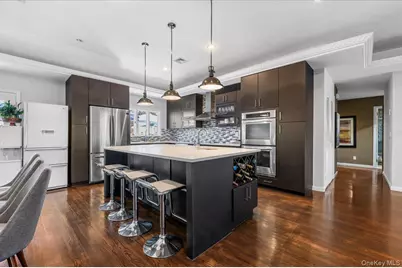 844 Flanders Drive, Valley Stream, NY 11581 - Photo 8