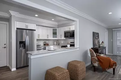 115 Westwood Drive #138, Westbury, NY 11590 - Photo 6