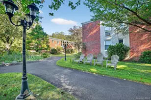 12 Wildwood Rd, Hartsdale, NY 10530 - Photo 26