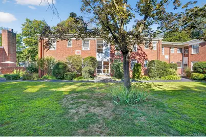 12 Wildwood Road #B20, Hartsdale, NY 10530 - Photo 2