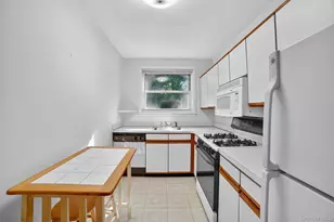 12 Wildwood Rd, Hartsdale, NY 10530 - Photo 12