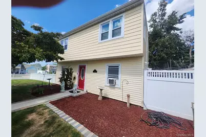 3 Brook Lane, Levittown, NY 11756 - Photo 1