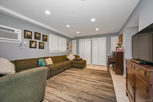 5-05 Hicksville Rd, Far Rockaway, NY 11691 - Photo 18