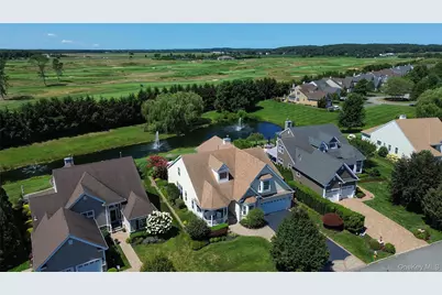 395 Stonecrop Road, Aquebogue, NY 11901 - Photo 34