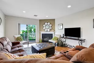 2 Harbor Ln, New Rochelle, NY 10805 - Photo 14