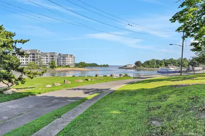 2 Harbor Lane #301, New Rochelle, NY 10805 - Photo 1