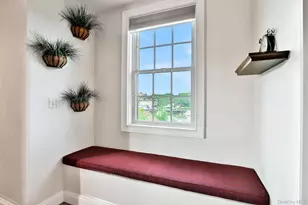 2 Harbor Ln, New Rochelle, NY 10805 - Photo 32