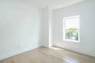 6 Lee Gray Ct, Glen Cove, NY 11542 - Photo 14