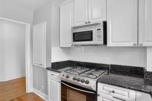 1348 Midland Ave, Bronxville, NY 10708 - Photo 10