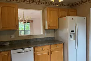 908 Scenic Ln, Poughkeepsie, NY 12603 - Photo 6