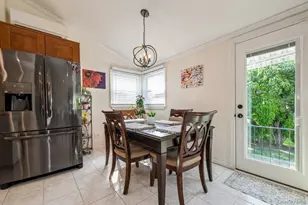 375 W Windsor Pkwy, Oceanside, NY 11572 - Photo 10