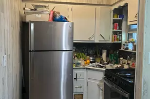 863 E 221st St, Bronx, NY 10467 - Photo 18