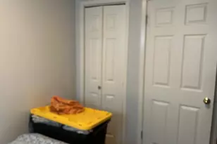 863 E 221st St, Bronx, NY 10467 - Photo 14