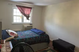 863 E 221st St, Bronx, NY 10467 - Photo 8